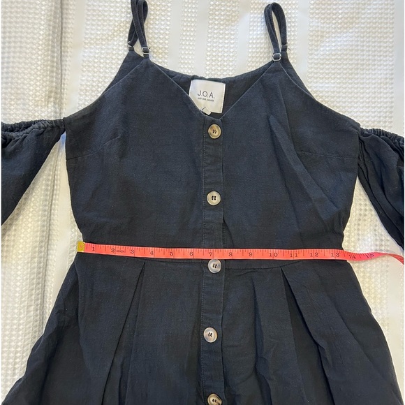 J.O.A. Cold Shoulder Dress - Picture 5 of 9